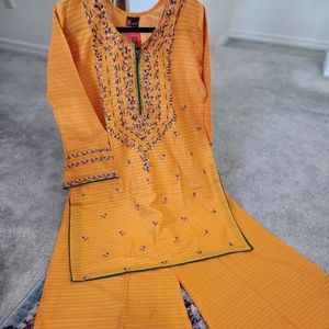 Pakistani/Indian dress